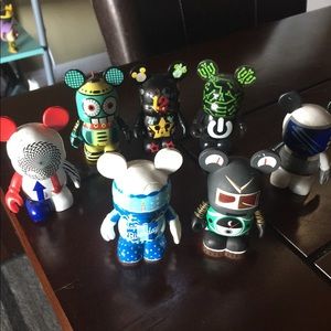 Vinylmation figures